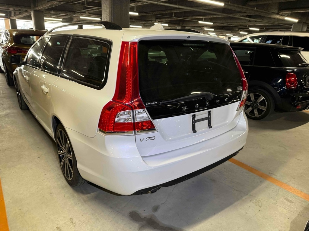 Volvo V70 T5 Dynamic Edition  #5