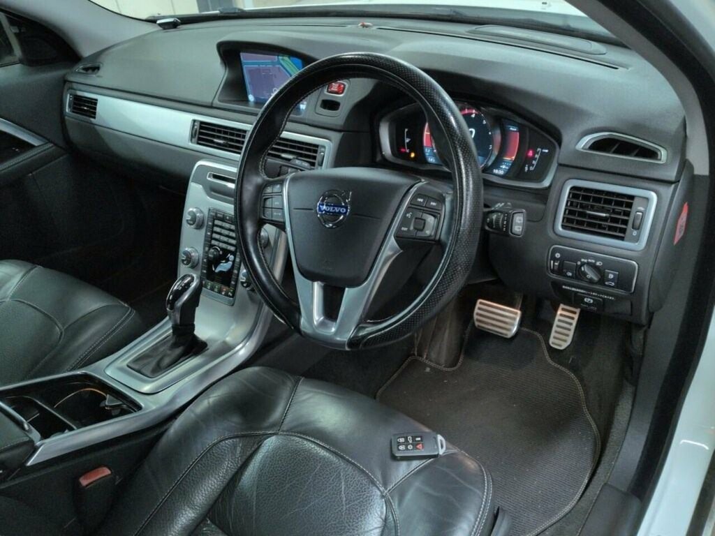 Volvo V70 2L Se Nav Silver #7