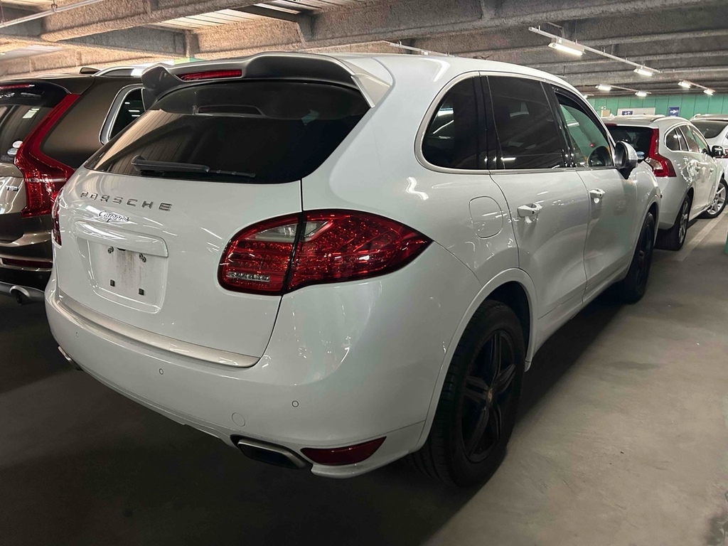 Porsche Cayenne Platinum Edition  #6