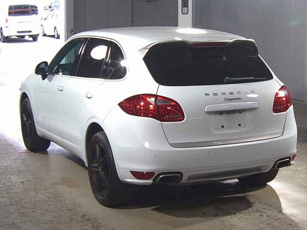 Porsche Cayenne Platinum Edition  #4