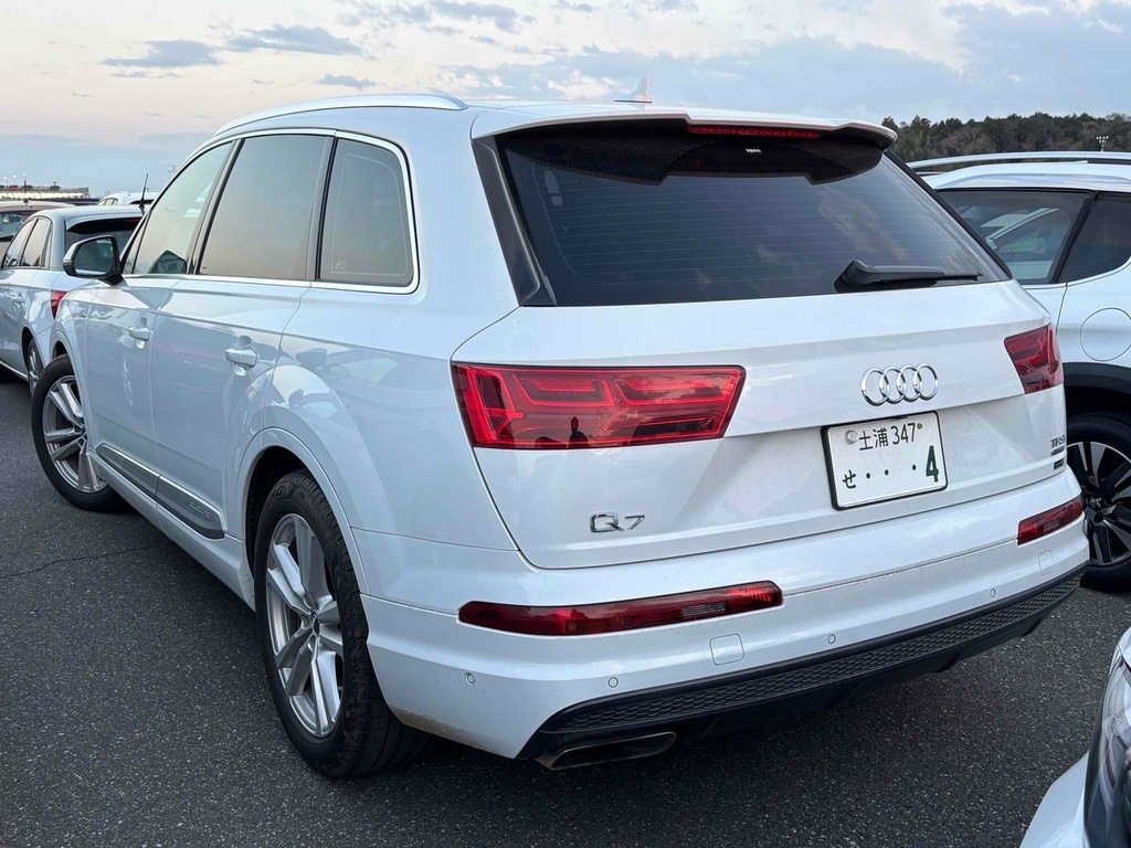 Audi Q7 Tfsi Quattro Se #2