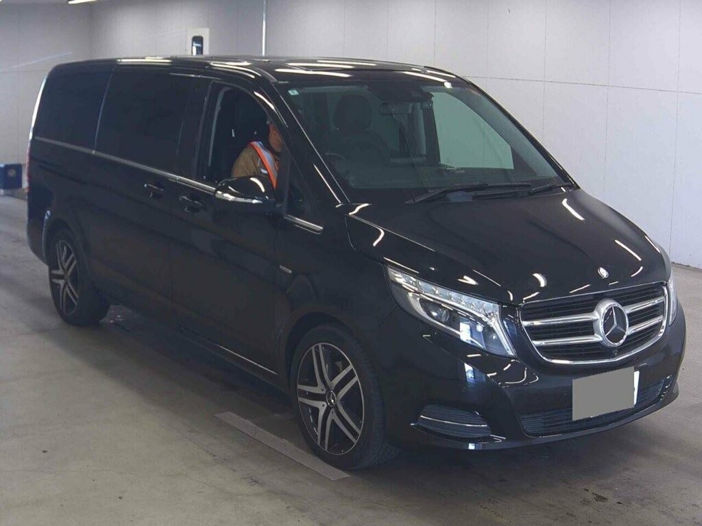 Mercedes-Benz V Class V 220D Avantgarde Long 