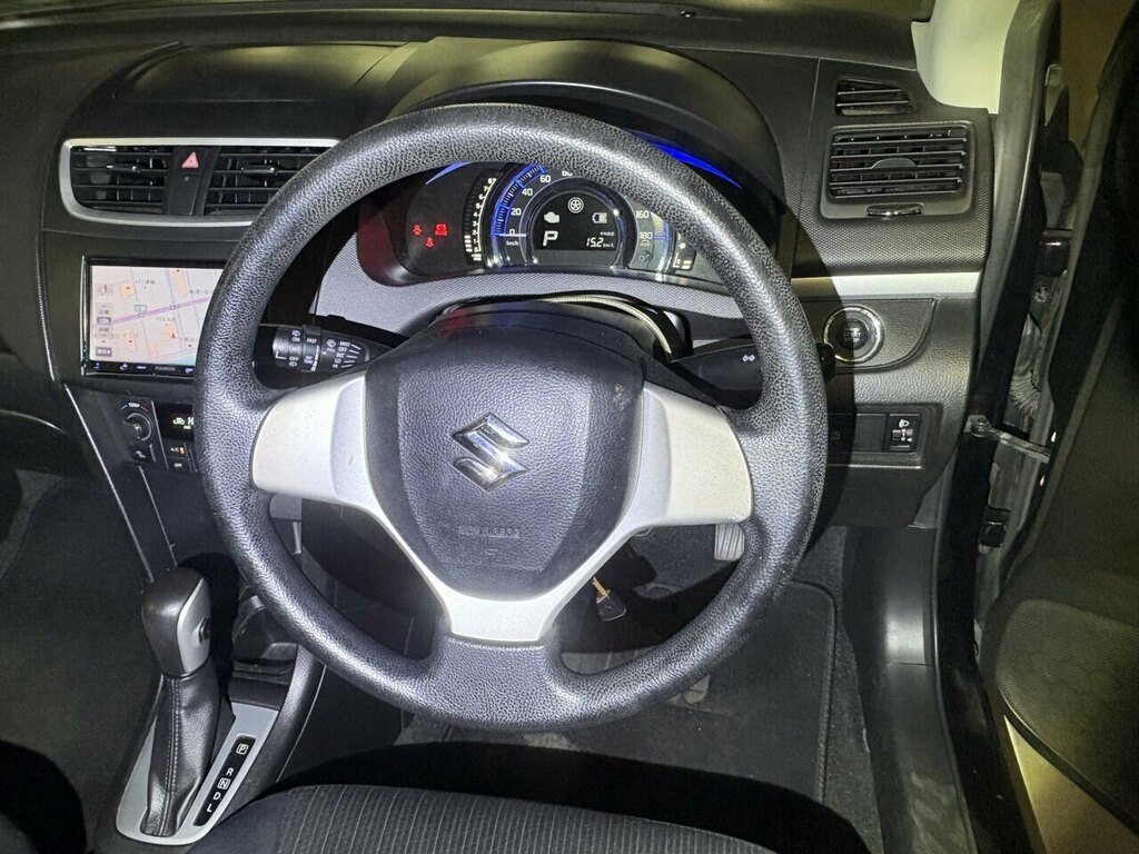 Suzuki Swift Hatchback Black #10