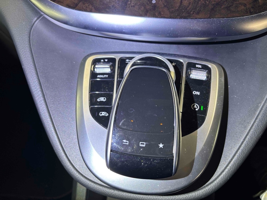 Mercedes-Benz V Class 2.2 V220d Bluetec  #12