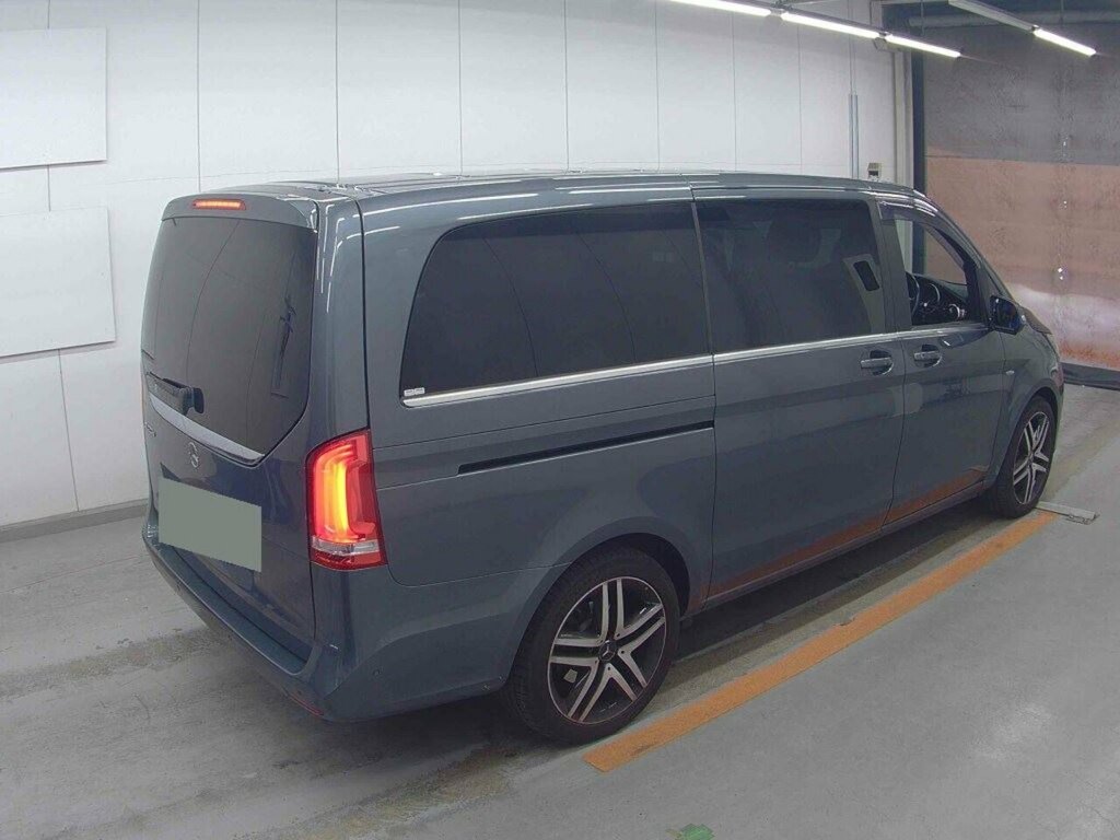 Mercedes-Benz V Class V220 D Avantgarde Long #4