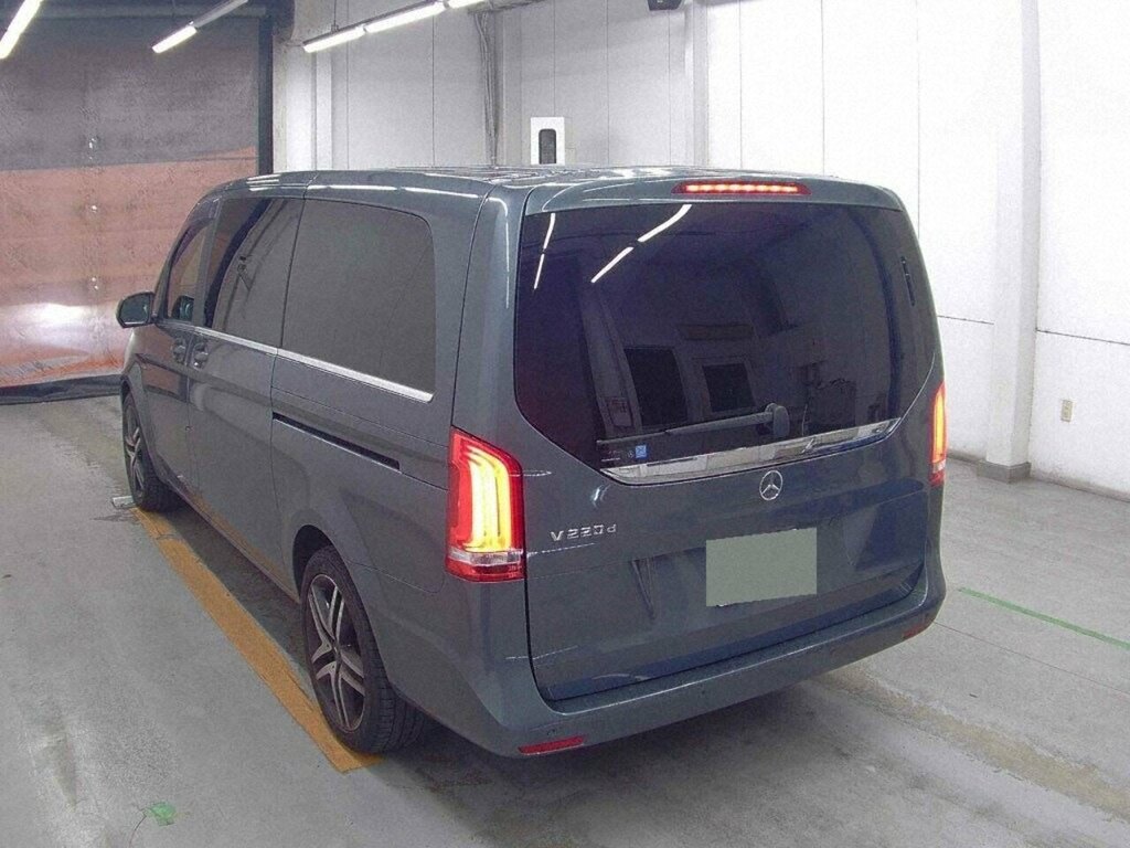 Mercedes-Benz V Class V220 D Avantgarde Long #3