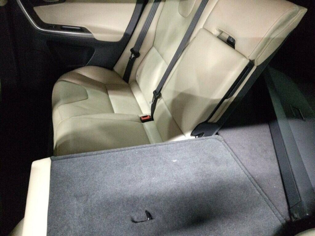 Volvo XC60   #12