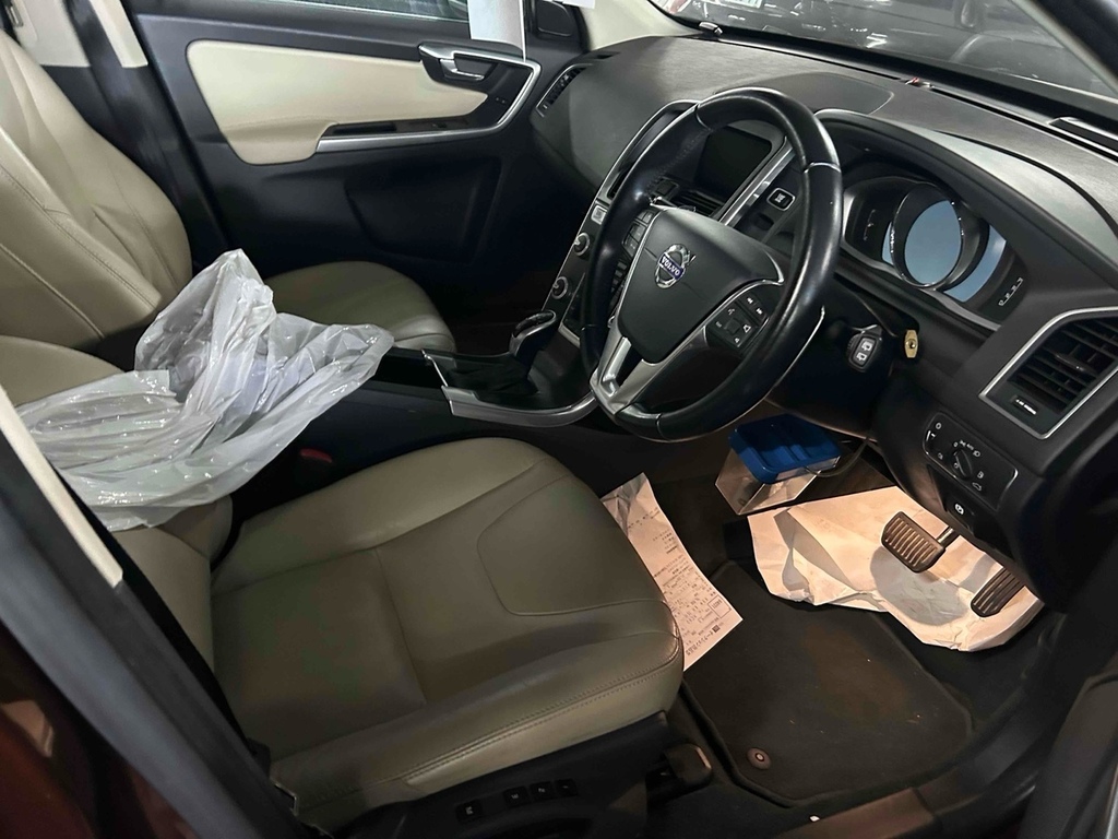 Volvo XC60   #9