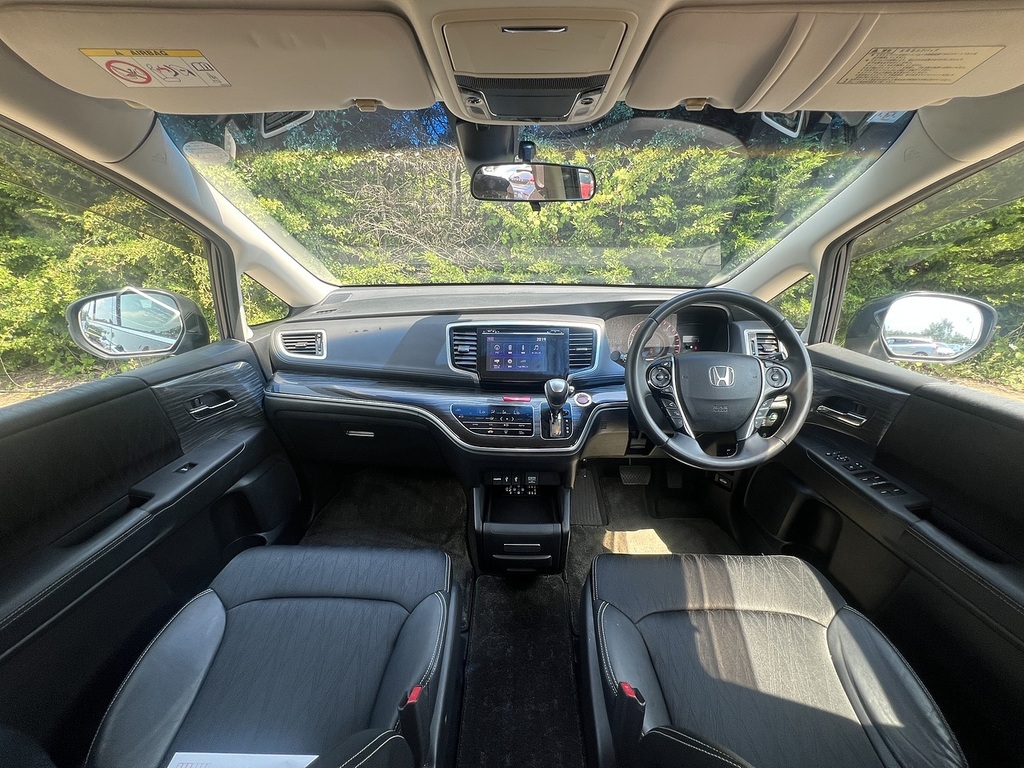 Honda Odyssey Absolute Ex  #2