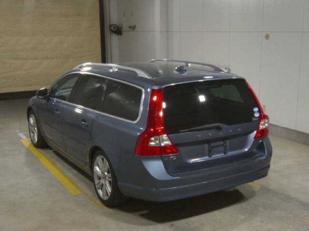 Volvo V70 T4 Se #2