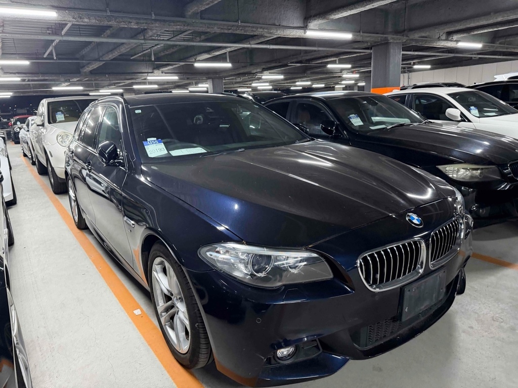 BMW 5 Series 525D M Sport Touring #2