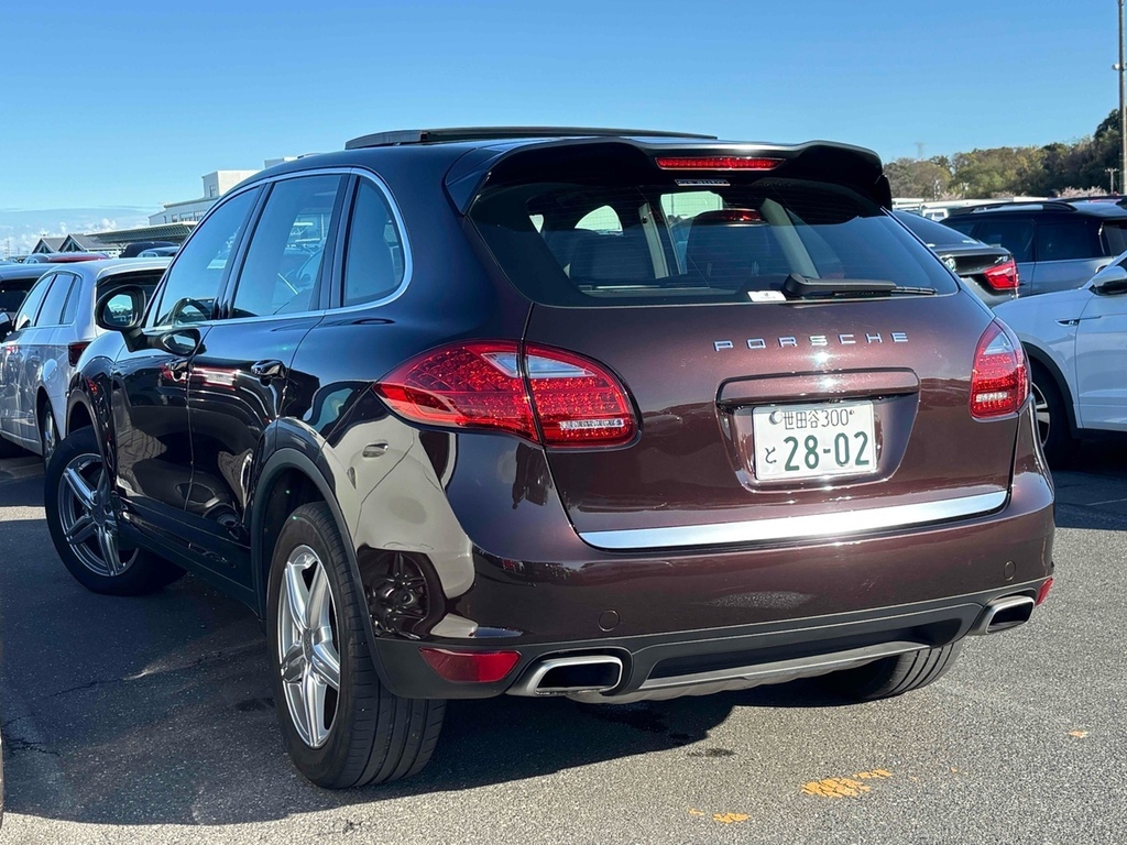 Porsche Cayenne V6