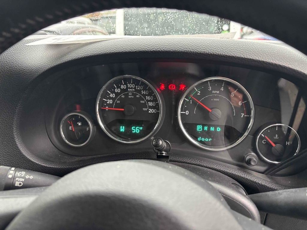 Jeep Wrangler Crd Sahara Red #9