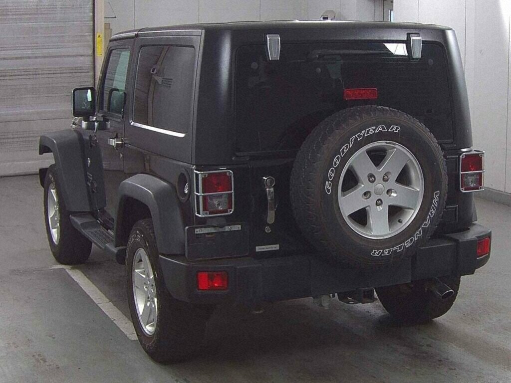 Jeep Wrangler Sport #3