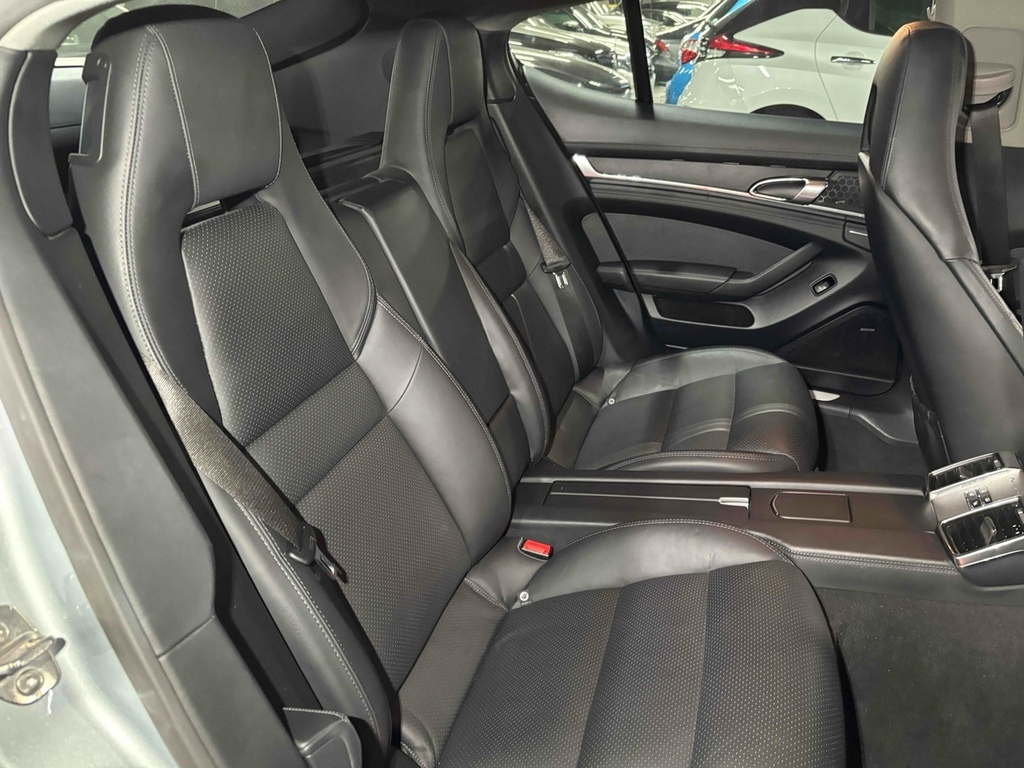 Porsche Panamera Hatchback Grey #12