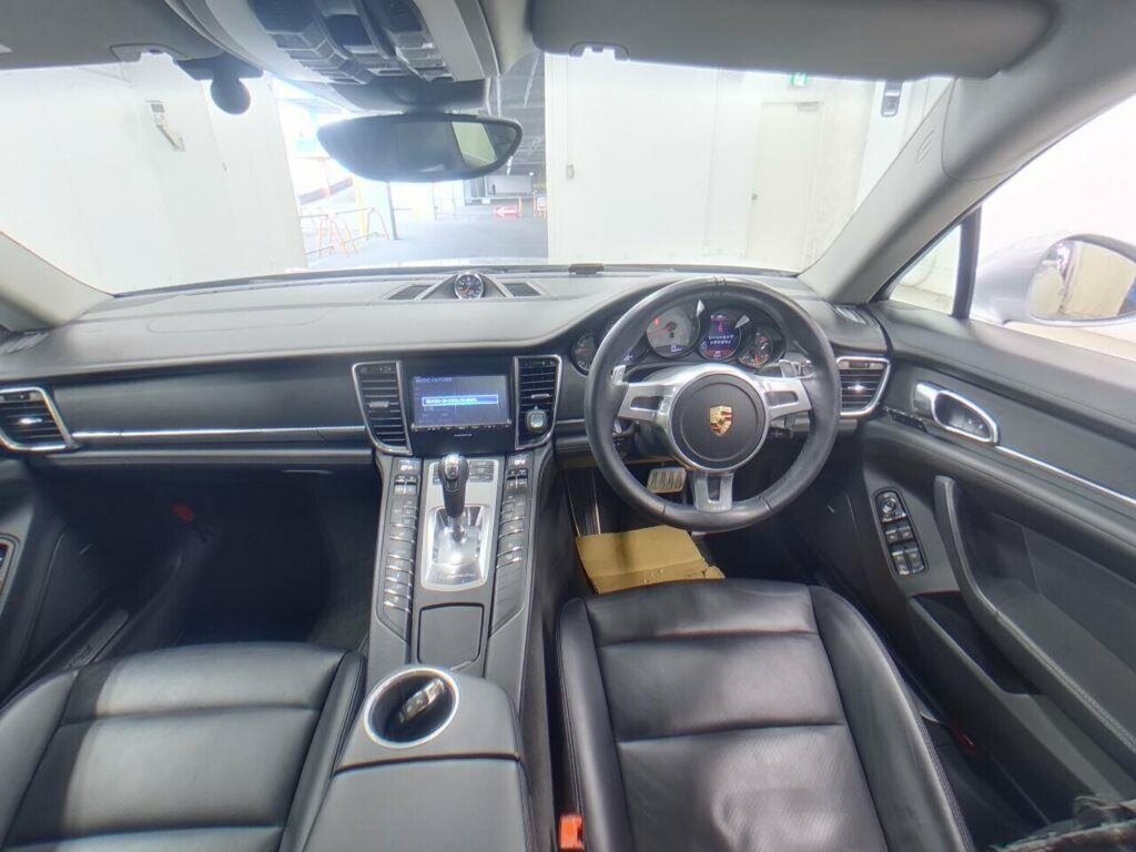 Porsche Panamera Hatchback Grey #16