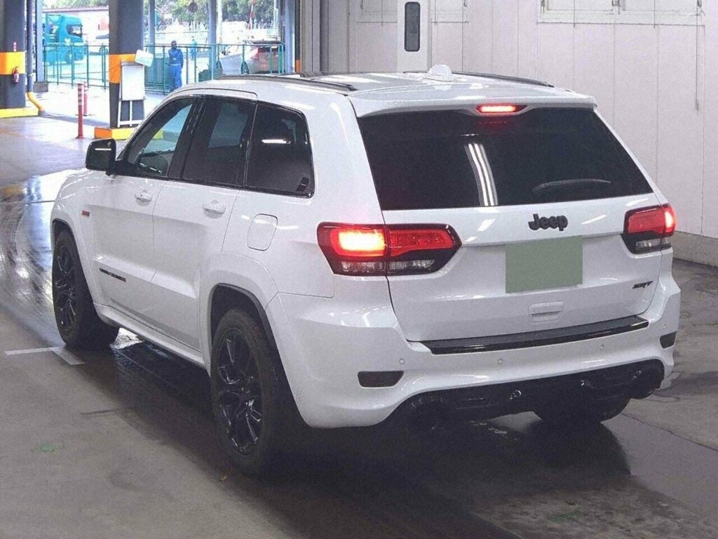 Jeep Grand Cherokee Srt8  #3