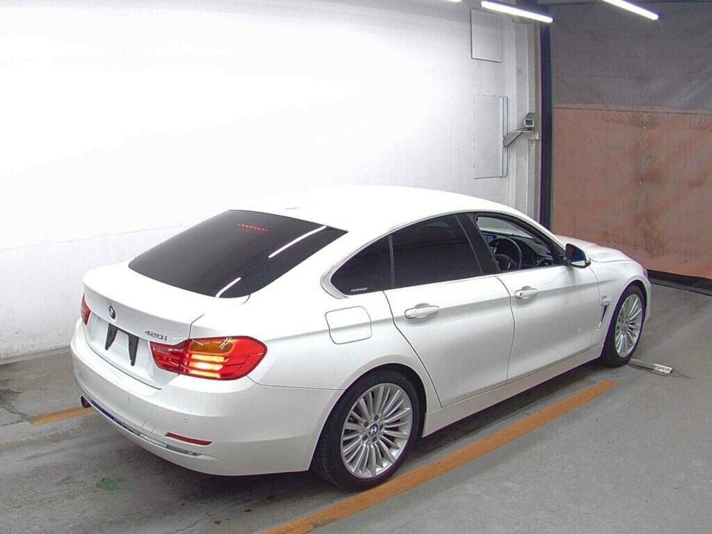 BMW 4 Series Gran Coupe Hatchback White #4