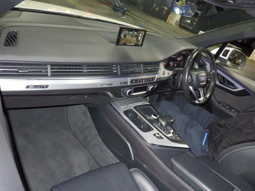 Audi Q7 3L S Line Grey #7