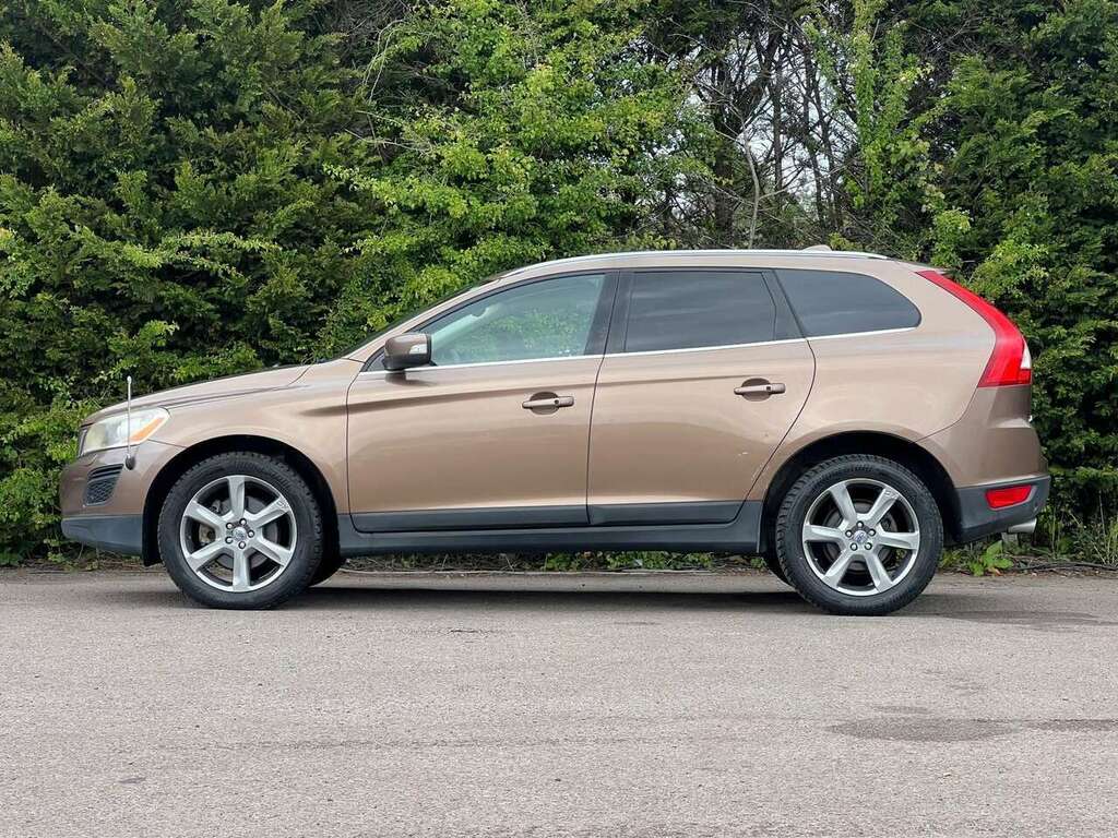 Volvo XC60 T6 Se Awd Brown #5