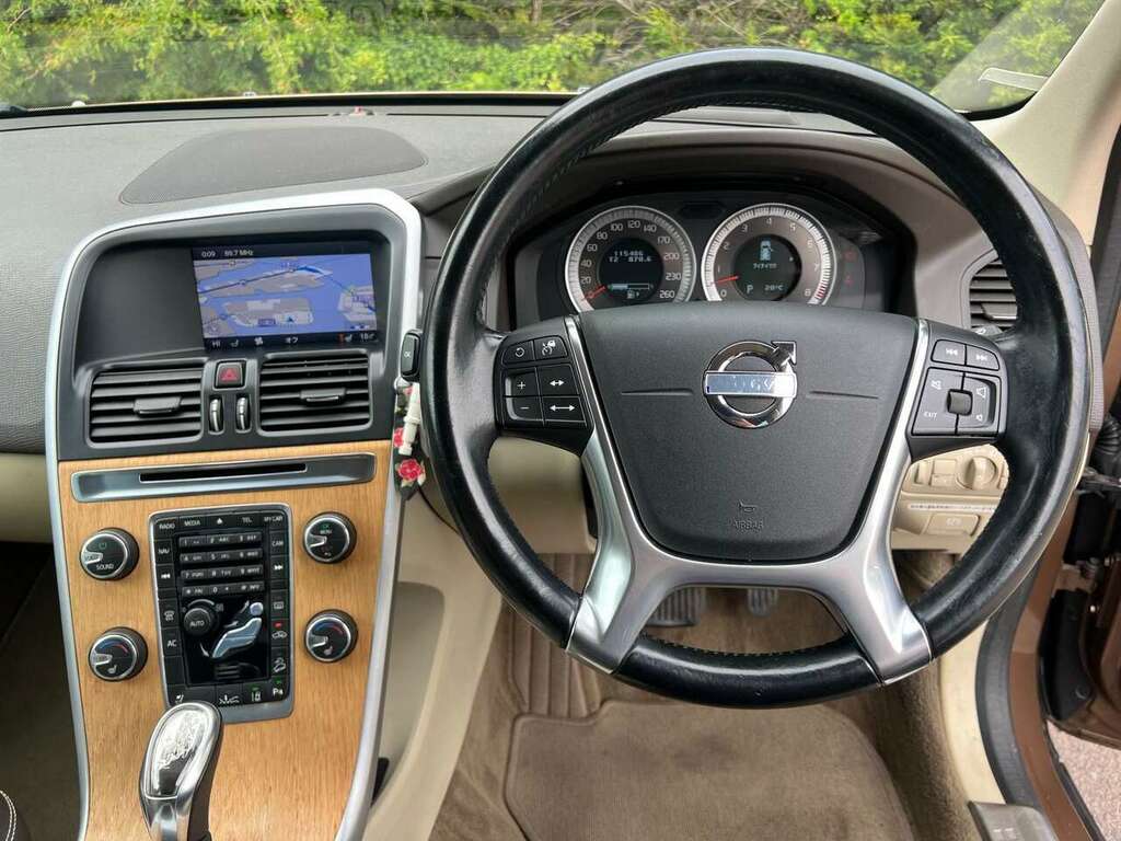 Volvo XC60 2.4L Se Lux Nav Grey #19
