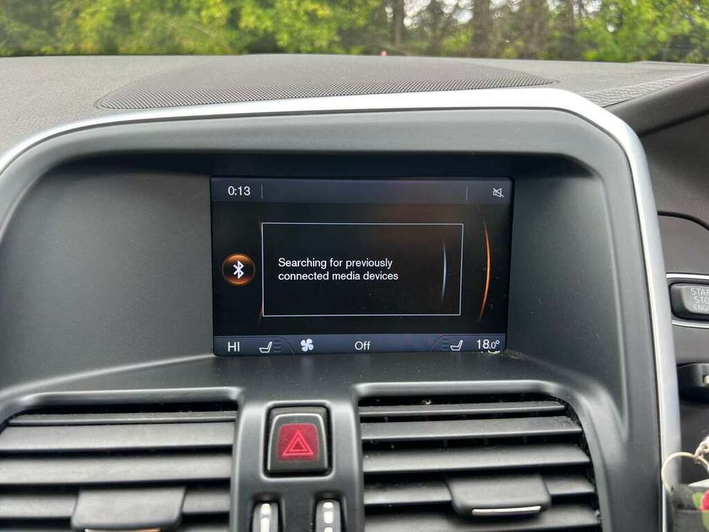 Volvo XC60 2.4L Se Lux Nav Grey #33