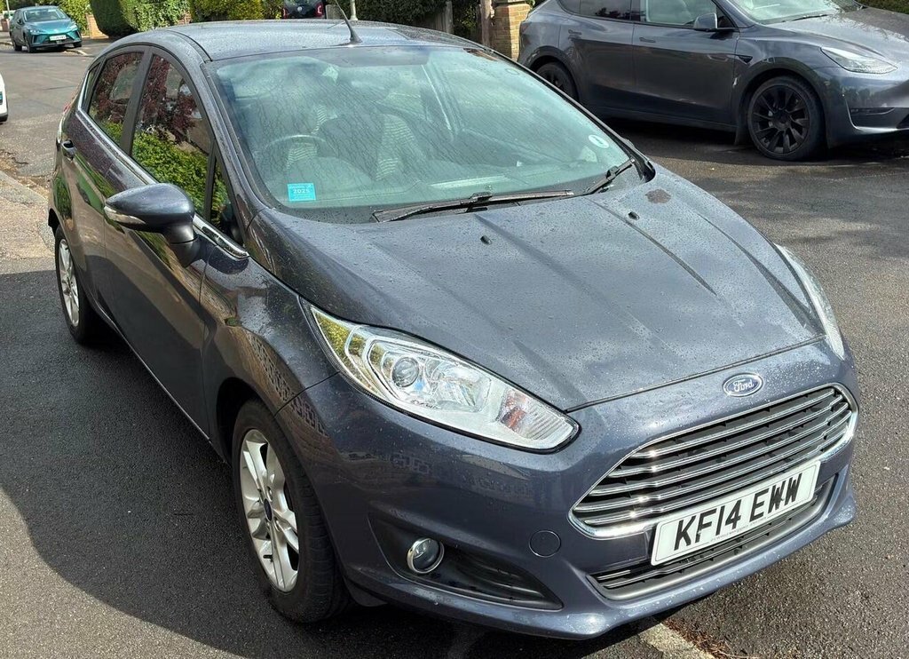 Ford Fiesta 1L Zetec Grey