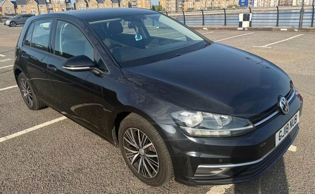 Volkswagen Golf Se Grey #1