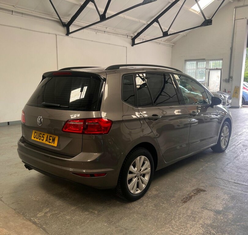 Volkswagen Golf SV Silver #32