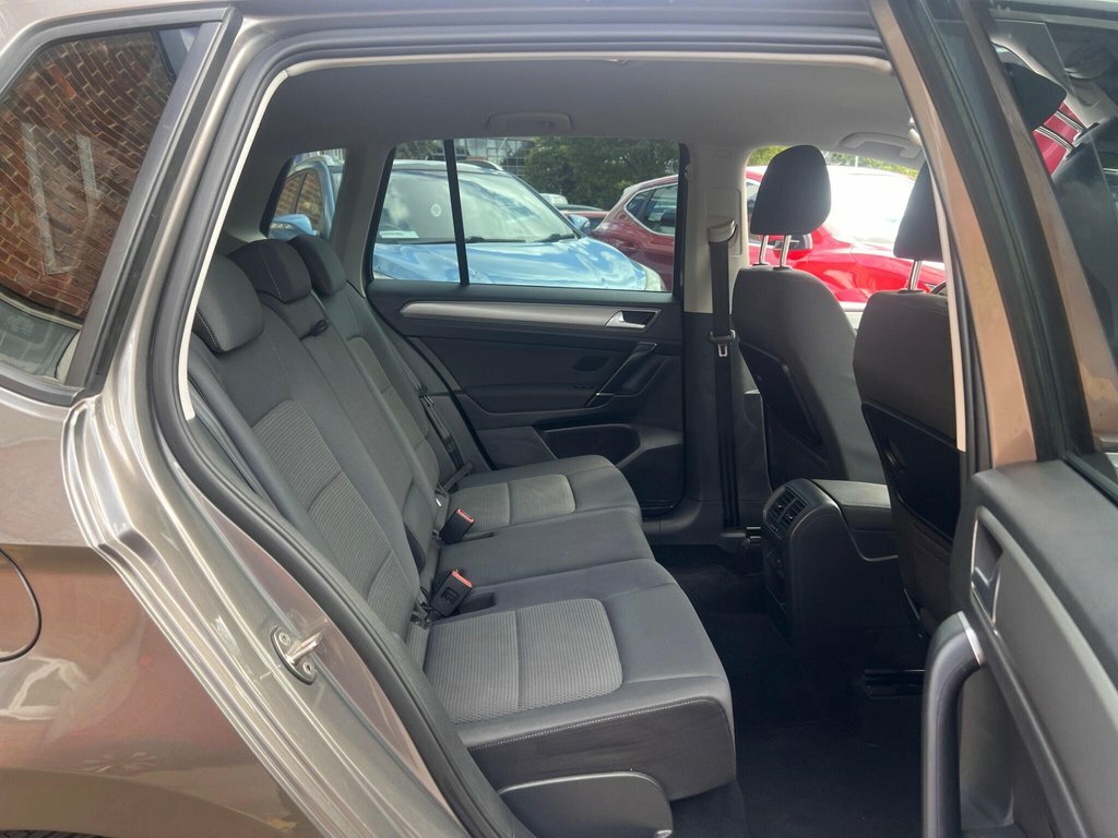 Volkswagen Golf SV 1.4L Se Grey #6