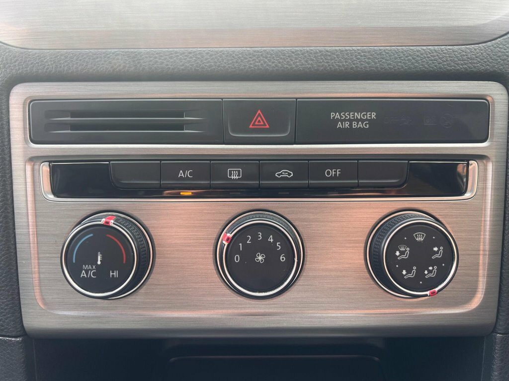 Volkswagen Golf SV Silver #20