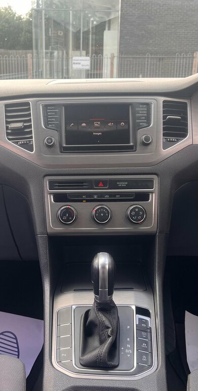 Volkswagen Golf SV 1.4L Se Grey #4