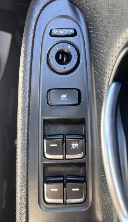 Kia Carens Black #33