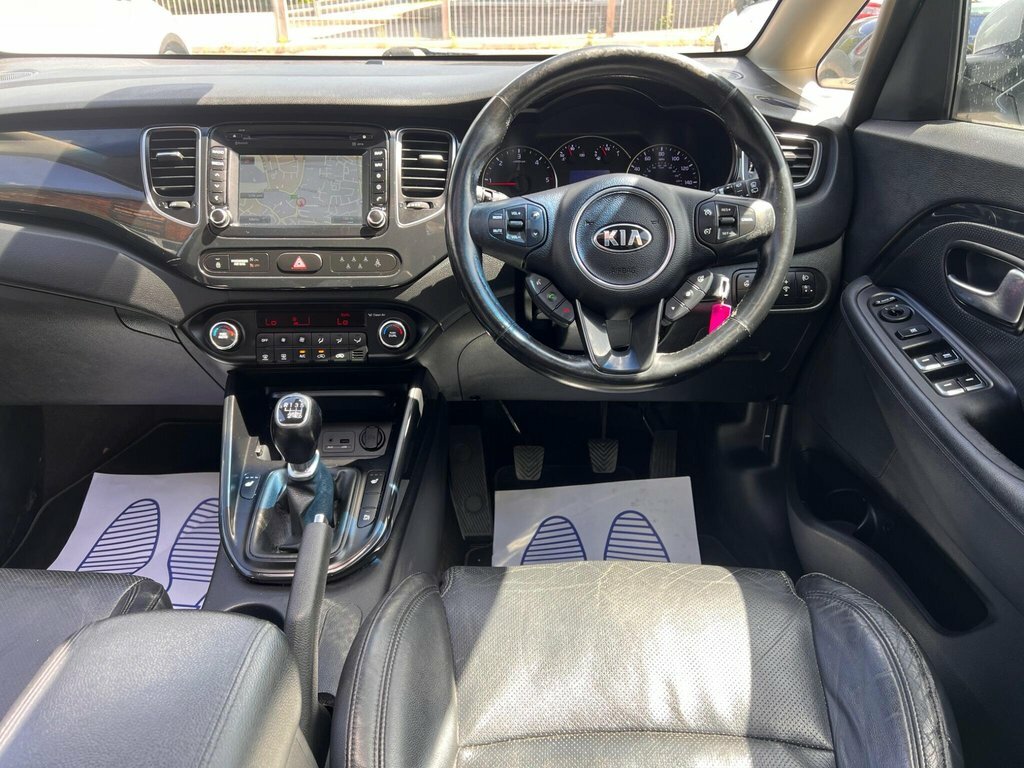 Kia Carens 1.7L 3 Silver #3