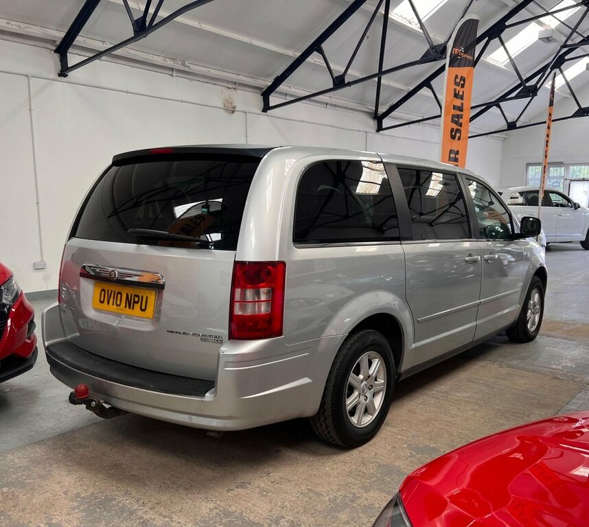 Chrysler Grand Voyager  Silver #7