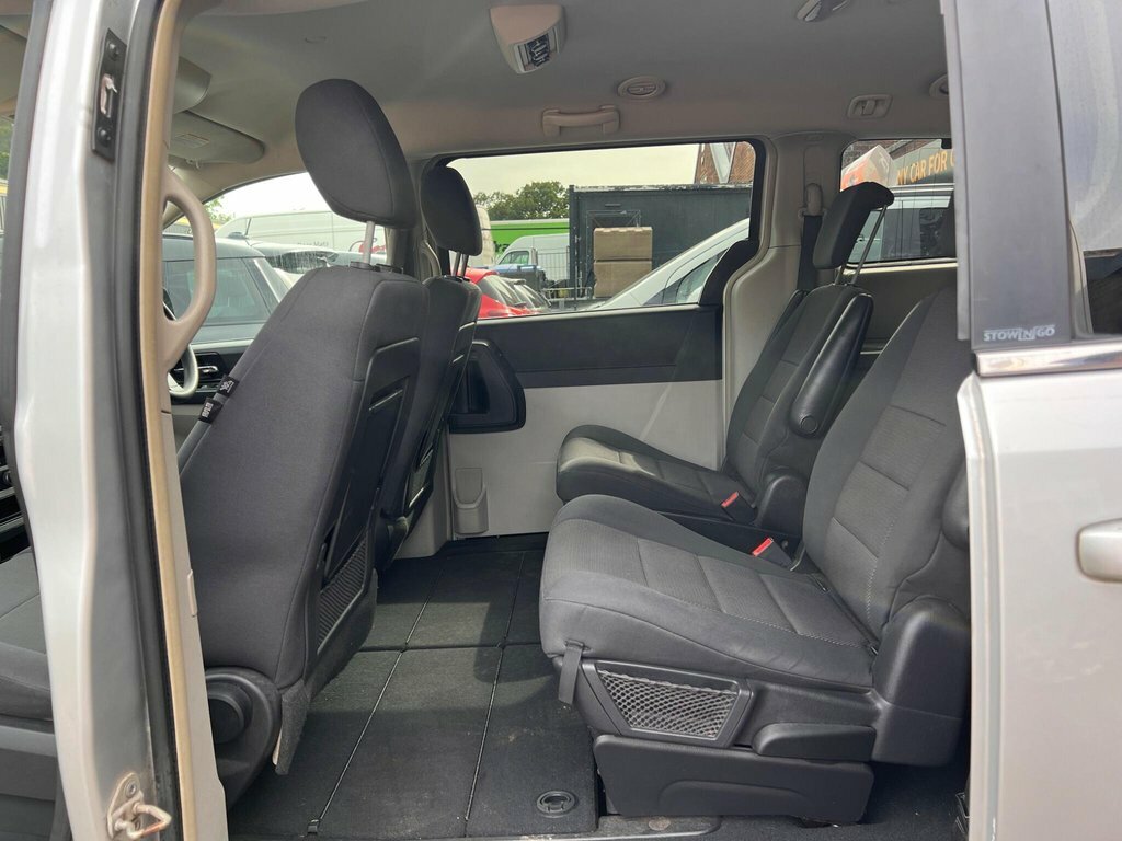 Chrysler Grand Voyager  Silver #16