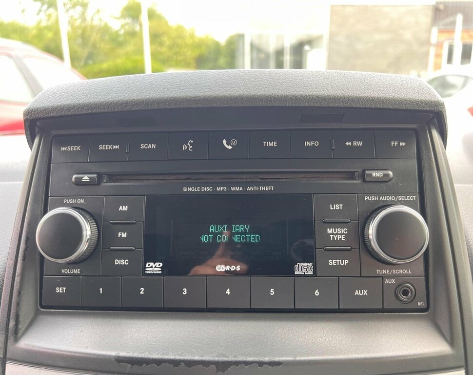Chrysler Grand Voyager 2.8L Lx Silver #6