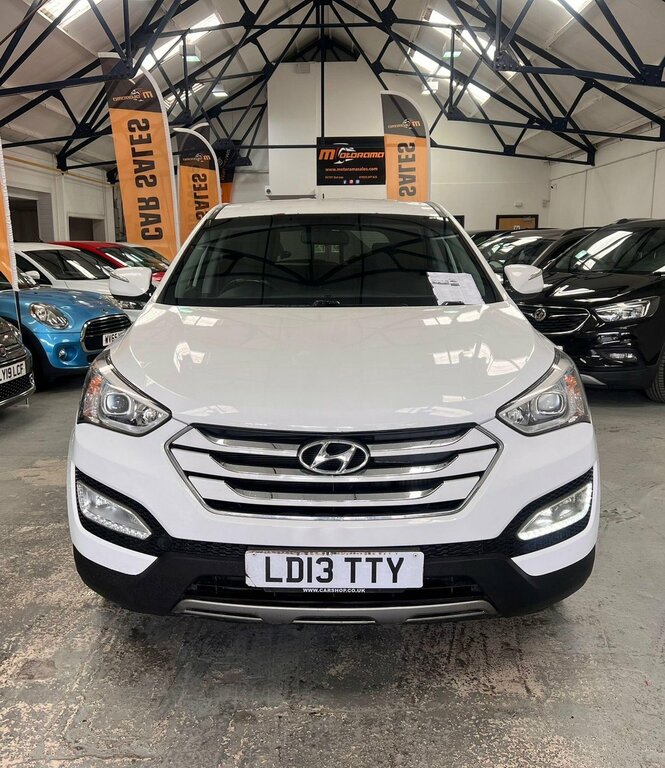 Hyundai Santa Fe 2.2L Style White #5