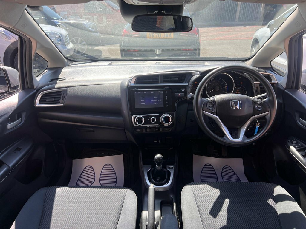 Honda Jazz 1.3L Se AK18GDJ Silver #2