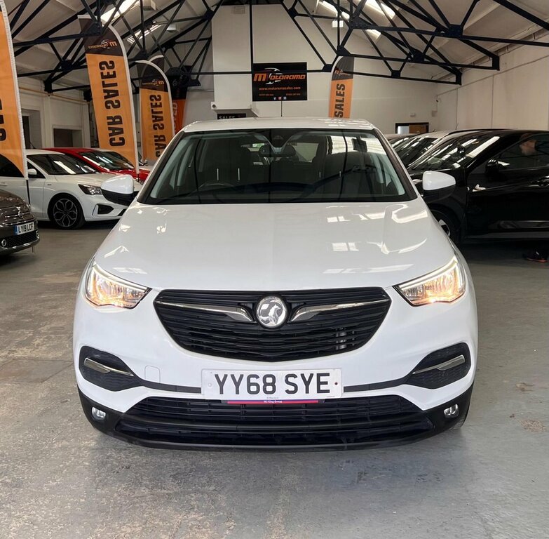 Vauxhall Grandland X 1.2L Se White #6