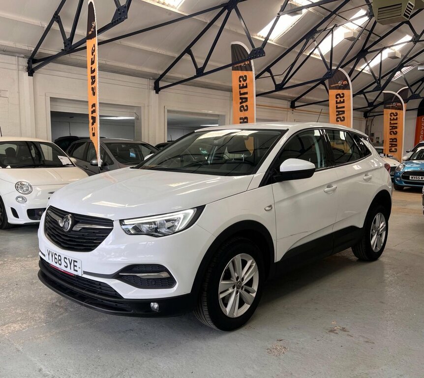 Vauxhall Grandland X 1.2L Se White #5