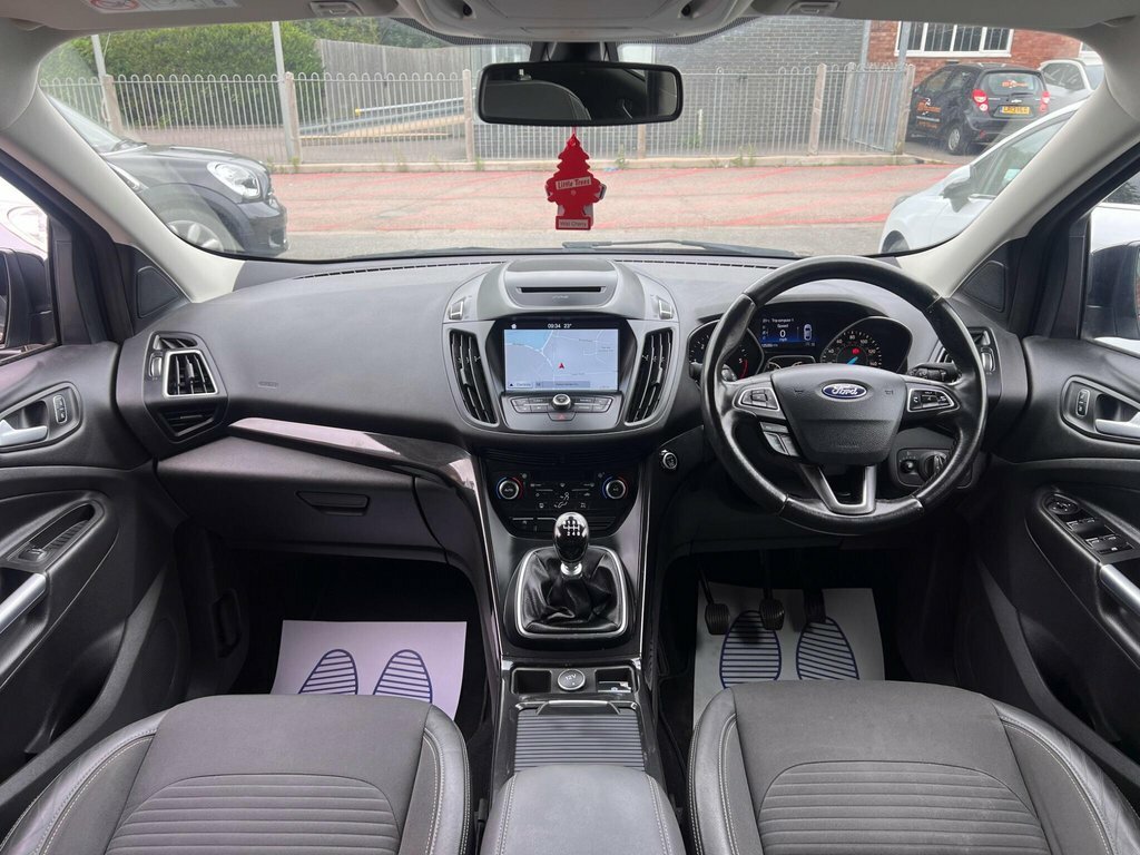 Ford Kuga 1.5L Titanium LL67ONM Black #2