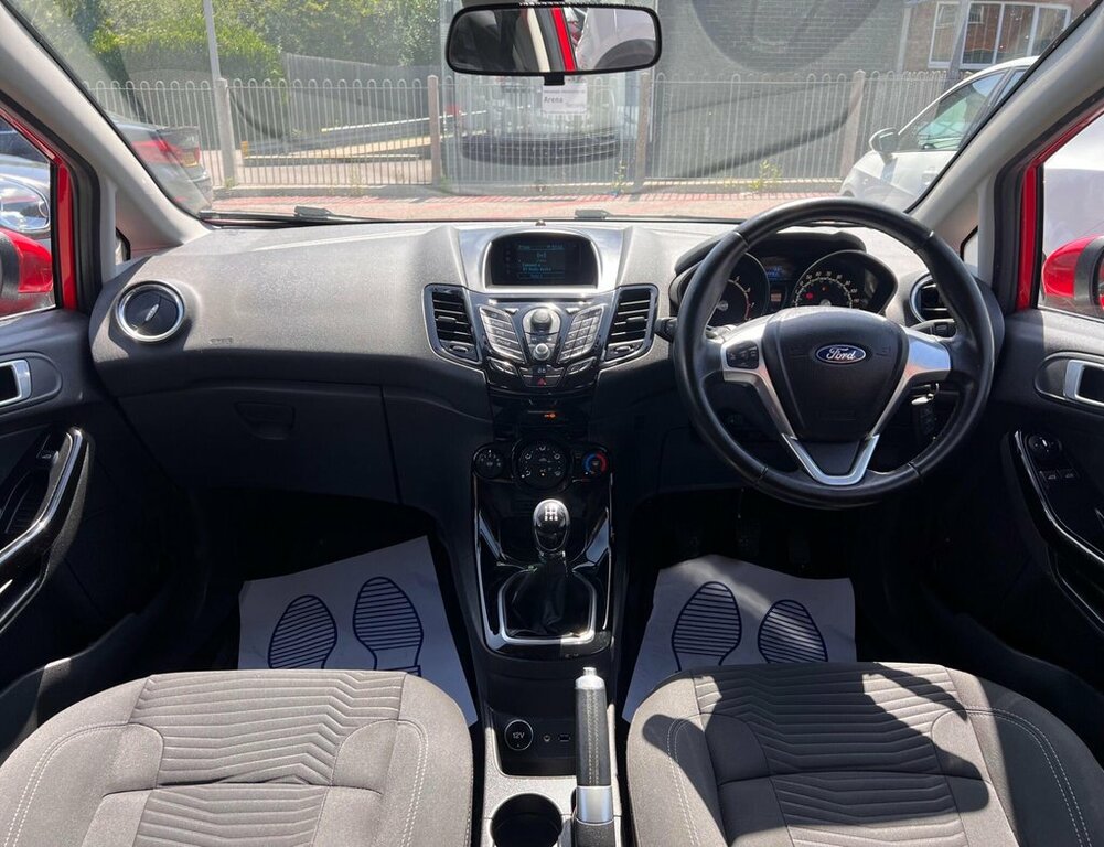Ford Fiesta 1.3L Zetec Red #2