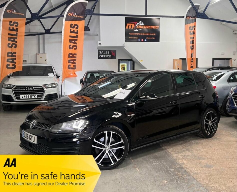Volkswagen Golf 2L Gtd Black