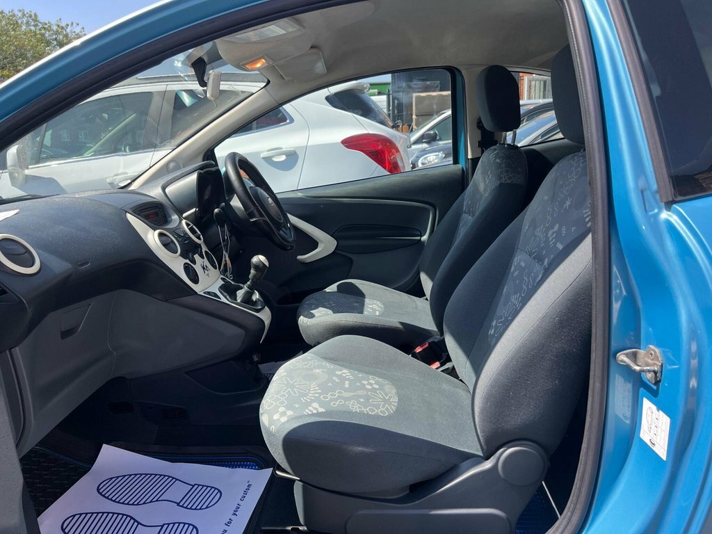 Ford KA  White #13