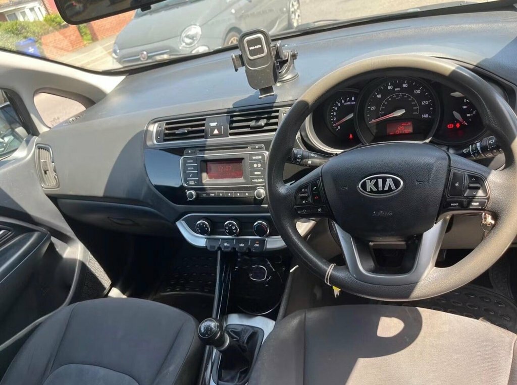 Kia RIO 1.3L 1 Black #2