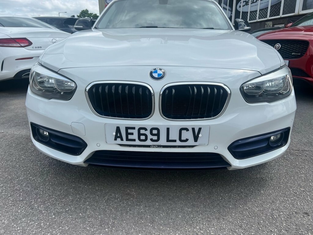 BMW 1 Series 1.5L Sport AE69LCV White #3