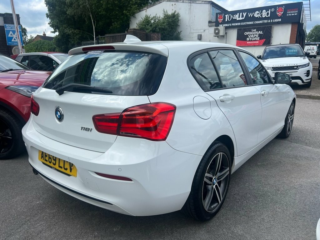 BMW 1 Series 1.5L Sport AE69LCV White #6