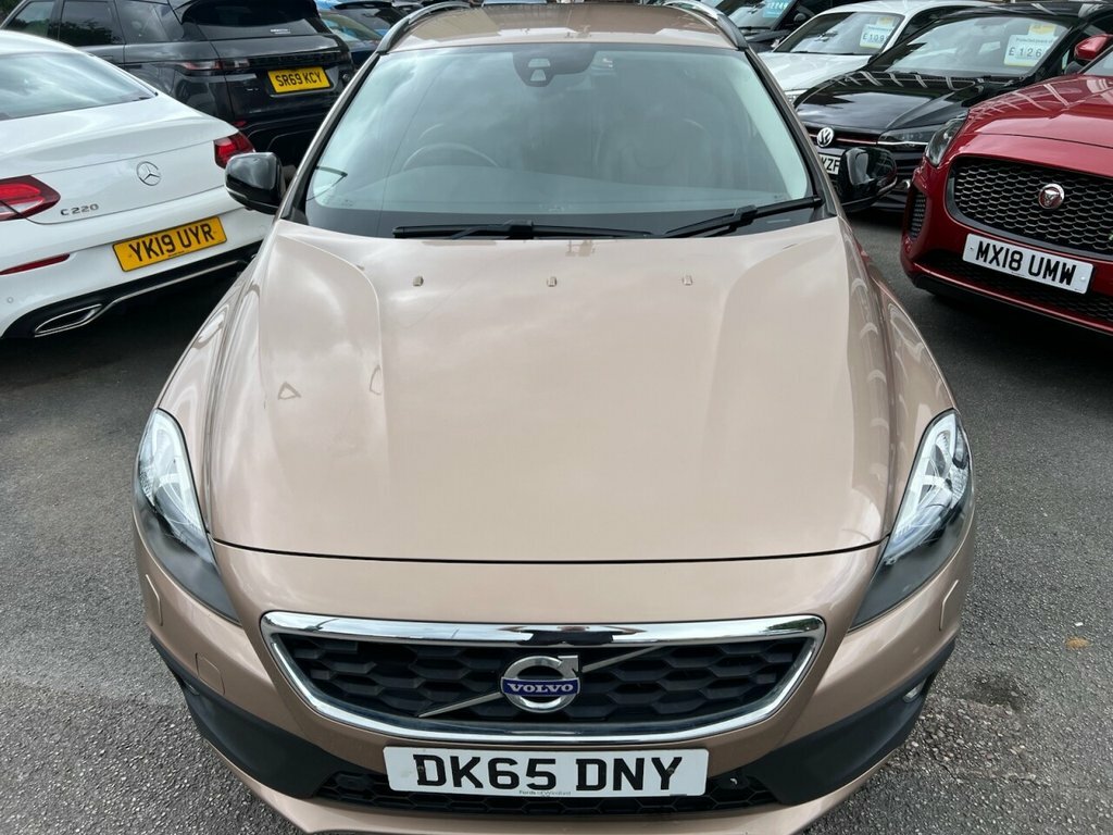 Volvo V40 Cross Country 2L Lux Brown #4