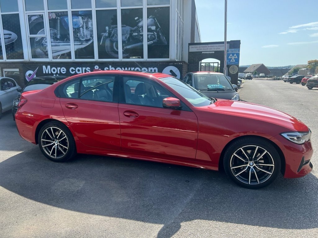 BMW 3 Series Saloon GL70MJO Red #5